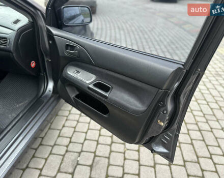 Сірий Міцубісі Lancer, об'ємом двигуна 1.6 л та пробігом 177 тис. км за 2800 $, фото 30 на Automoto.ua