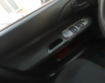 Сірий Міцубісі Lancer, об'ємом двигуна 1.5 л та пробігом 176 тис. км за 2950 $, фото 4 на Automoto.ua