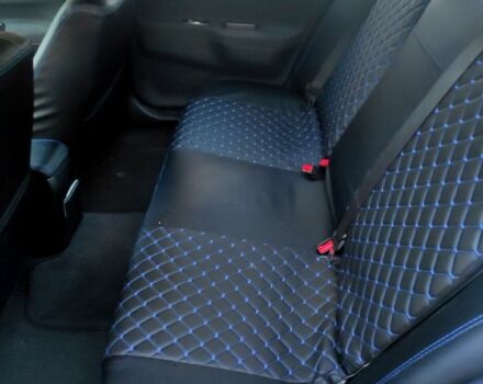 Серый Мицубиси Лансер, объемом двигателя 1.6 л и пробегом 302 тыс. км за 3200 $, фото 5 на Automoto.ua