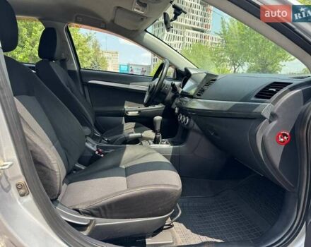 Сірий Міцубісі Lancer, об'ємом двигуна 2 л та пробігом 149 тис. км за 6798 $, фото 5 на Automoto.ua