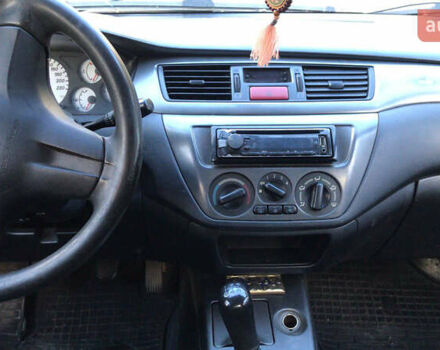 Міцубісі Lancer 2007 у Чернівцях на Automoto.ua Сірий Міцубісі Lancer, об'ємом двигуна 1.6 л та пробігом 269 тис. км за 4200 $, фото 6 на Automoto.ua