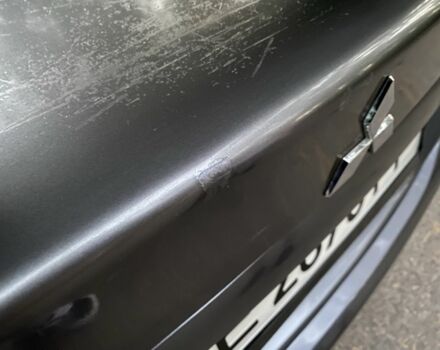 Серый Мицубиси Лансер, объемом двигателя 1.6 л и пробегом 250 тыс. км за 3999 $, фото 16 на Automoto.ua