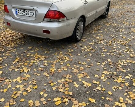 Сірий Міцубісі Lancer, об'ємом двигуна 1.6 л та пробігом 180 тис. км за 2500 $, фото 3 на Automoto.ua