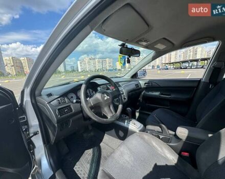 Сірий Міцубісі Lancer, об'ємом двигуна 1.59 л та пробігом 288 тис. км за 4500 $, фото 8 на Automoto.ua