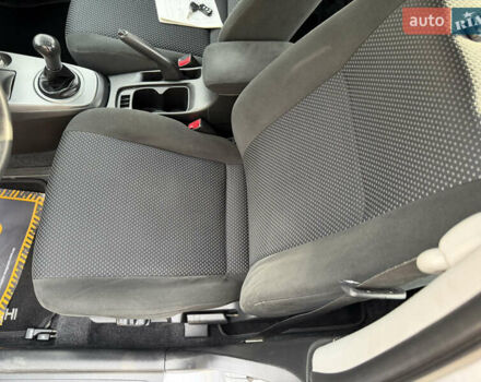 Серый Мицубиси Лансер, объемом двигателя 1.3 л и пробегом 160 тыс. км за 5555 $, фото 35 на Automoto.ua