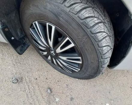 Сірий Міцубісі Lancer, об'ємом двигуна 1.58 л та пробігом 416 тис. км за 3100 $, фото 6 на Automoto.ua