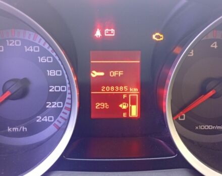 Серый Мицубиси Лансер, объемом двигателя 1.5 л и пробегом 215 тыс. км за 4999 $, фото 4 на Automoto.ua