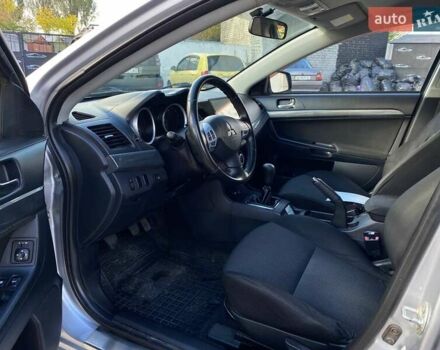 Серый Мицубиси Лансер, объемом двигателя 2 л и пробегом 150 тыс. км за 6100 $, фото 10 на Automoto.ua