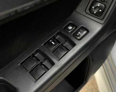 Серый Мицубиси Лансер, объемом двигателя 2 л и пробегом 207 тыс. км за 5800 $, фото 19 на Automoto.ua