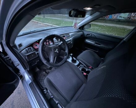 Сірий Міцубісі Lancer, об'ємом двигуна 1.6 л та пробігом 210 тис. км за 4750 $, фото 8 на Automoto.ua