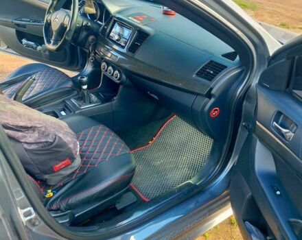 Серый Мицубиси Лансер, объемом двигателя 2 л и пробегом 351 тыс. км за 7000 $, фото 6 на Automoto.ua