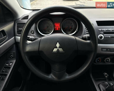 Міцубісі Lancer 2007 у Житомирі на Automoto.ua Сірий Міцубісі Lancer, об'ємом двигуна 1.5 л та пробігом 195 тис. км за 5700 $, фото 36 на Automoto.ua