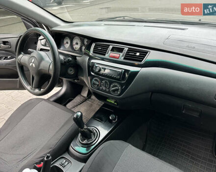 Сірий Міцубісі Lancer, об'ємом двигуна 1.6 л та пробігом 115 тис. км за 2800 $, фото 16 на Automoto.ua