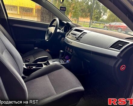 Серый Мицубиси Лансер, объемом двигателя 1.5 л и пробегом 260 тыс. км за 6100 $, фото 6 на Automoto.ua