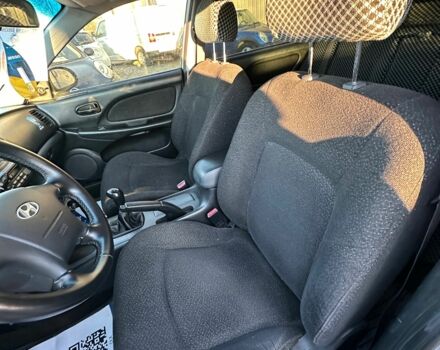 Серый Мицубиси Лансер, объемом двигателя 1.6 л и пробегом 280 тыс. км за 4600 $, фото 22 на Automoto.ua