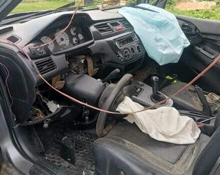 Мицубиси Лансер 2007 в Тернополе на Automoto.ua Серый Мицубиси Лансер, объемом двигателя 1.6 л и пробегом 350 тыс. км за 900 $, фото 9 на Automoto.ua