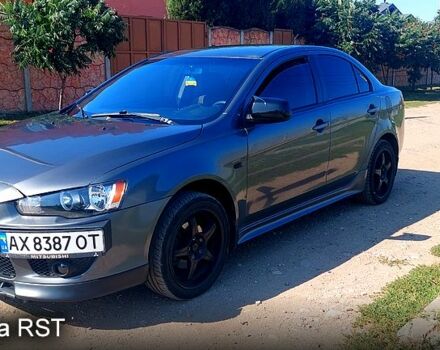 Серый Мицубиси Лансер, объемом двигателя 2 л и пробегом 0 тыс. км за 5500 $, фото 1 на Automoto.ua