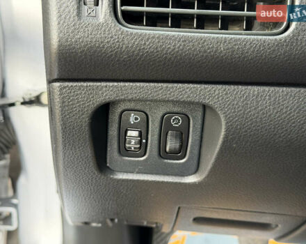 Серый Мицубиси Лансер, объемом двигателя 1.3 л и пробегом 160 тыс. км за 5555 $, фото 42 на Automoto.ua