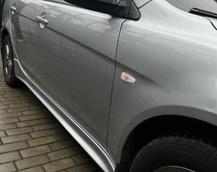 Серый Мицубиси Лансер, объемом двигателя 2 л и пробегом 227 тыс. км за 6600 $, фото 1 на Automoto.ua