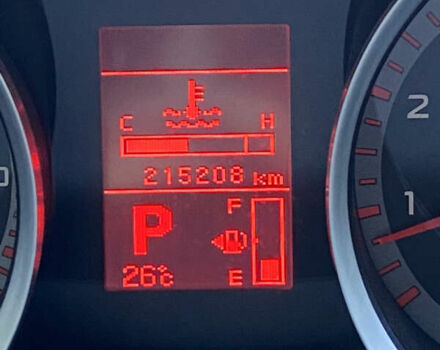 Серый Мицубиси Лансер, объемом двигателя 2 л и пробегом 215 тыс. км за 5750 $, фото 4 на Automoto.ua