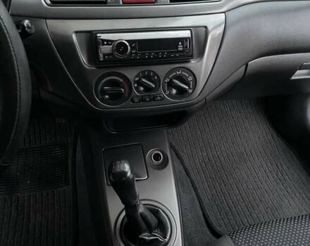 Сірий Міцубісі Lancer, об'ємом двигуна 1.6 л та пробігом 330 тис. км за 3500 $, фото 11 на Automoto.ua