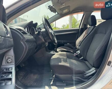 Сірий Міцубісі Lancer, об'ємом двигуна 2 л та пробігом 149 тис. км за 6798 $, фото 1 на Automoto.ua