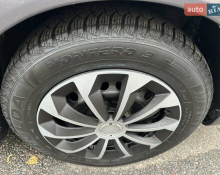 Серый Мицубиси Лансер, объемом двигателя 1.6 л и пробегом 115 тыс. км за 2800 $, фото 6 на Automoto.ua