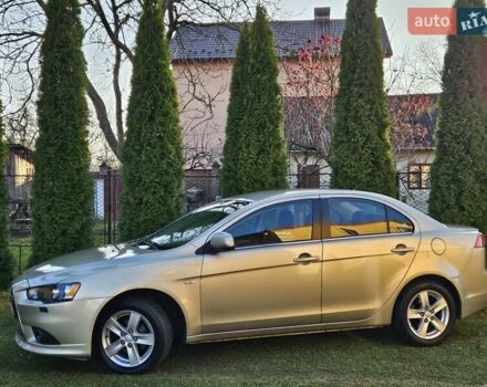 Серый Мицубиси Лансер, объемом двигателя 2 л и пробегом 282 тыс. км за 5450 $, фото 5 на Automoto.ua