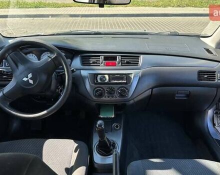 Сірий Міцубісі Lancer, об'ємом двигуна 1.6 л та пробігом 460 тис. км за 3350 $, фото 3 на Automoto.ua