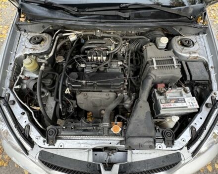 Сірий Міцубісі Lancer, об'ємом двигуна 1.6 л та пробігом 180 тис. км за 2500 $, фото 7 на Automoto.ua