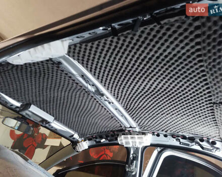 Серый Мицубиси Лансер, объемом двигателя 2 л и пробегом 175 тыс. км за 7300 $, фото 12 на Automoto.ua