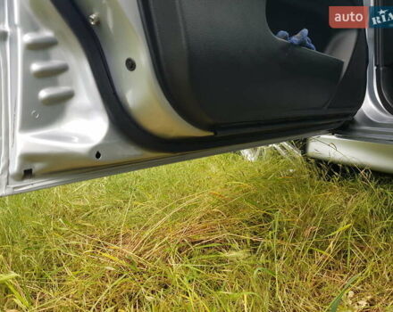 Серый Мицубиси Лансер, объемом двигателя 2 л и пробегом 150 тыс. км за 5650 $, фото 14 на Automoto.ua