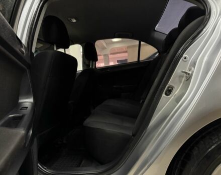 Серый Мицубиси Лансер, объемом двигателя 2 л и пробегом 172 тыс. км за 6300 $, фото 9 на Automoto.ua