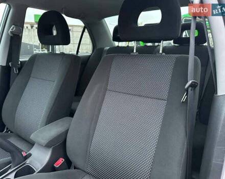 Серый Мицубиси Лансер, объемом двигателя 1.58 л и пробегом 34 тыс. км за 7500 $, фото 18 на Automoto.ua