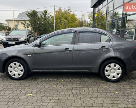 Серый Мицубиси Лансер, объемом двигателя 1.5 л и пробегом 239 тыс. км за 6000 $, фото 3 на Automoto.ua