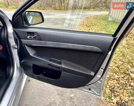 Сірий Міцубісі Lancer, об'ємом двигуна 2 л та пробігом 225 тис. км за 6890 $, фото 17 на Automoto.ua