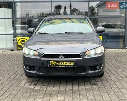 Серый Мицубиси Лансер, объемом двигателя 1.5 л и пробегом 239 тыс. км за 6000 $, фото 1 на Automoto.ua