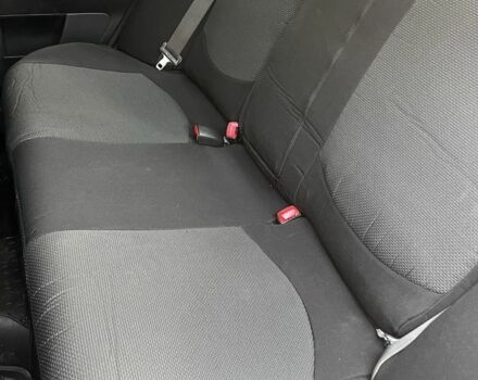 Серый Мицубиси Лансер, объемом двигателя 2 л и пробегом 224 тыс. км за 6500 $, фото 4 на Automoto.ua