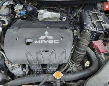 Міцубісі Lancer 2008 у Києві на Automoto.ua Сірий Міцубісі Lancer, об'ємом двигуна 2 л та пробігом 175 тис. км за 8200 $, фото 13 на Automoto.ua