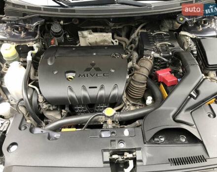 Сірий Міцубісі Lancer, об'ємом двигуна 2 л та пробігом 187 тис. км за 8000 $, фото 18 на Automoto.ua