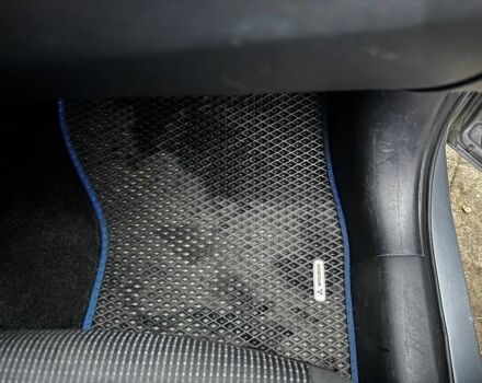 Серый Мицубиси Лансер, объемом двигателя 1.5 л и пробегом 147 тыс. км за 6700 $, фото 10 на Automoto.ua