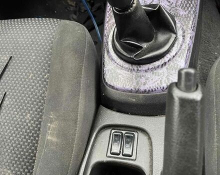 Серый Мицубиси Лансер, объемом двигателя 1.6 л и пробегом 280 тыс. км за 900 $, фото 6 на Automoto.ua