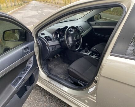 Міцубісі Lancer 2008 у Запоріжжя на Automoto.ua Сірий Міцубісі Lancer, об'ємом двигуна 2 л та пробігом 300 тис. км за 6500 $, фото 5 на Automoto.ua