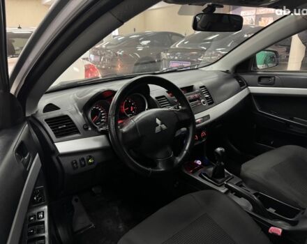 Серый Мицубиси Лансер, объемом двигателя 0 л и пробегом 241 тыс. км за 6400 $, фото 8 на Automoto.ua