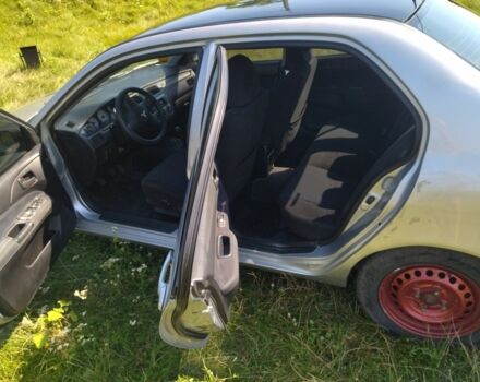 Серый Мицубиси Лансер, объемом двигателя 1.6 л и пробегом 350 тыс. км за 3600 $, фото 3 на Automoto.ua