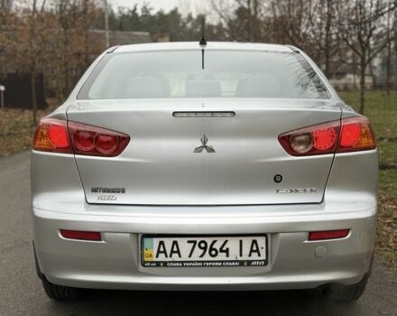 Сірий Міцубісі Lancer, об'ємом двигуна 2 л та пробігом 265 тис. км за 5300 $, фото 6 на Automoto.ua