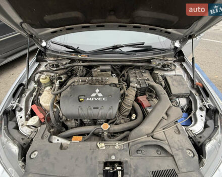 Сірий Міцубісі Lancer, об'ємом двигуна 2 л та пробігом 253 тис. км за 8700 $, фото 46 на Automoto.ua