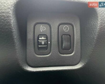 Серый Мицубиси Лансер, объемом двигателя 1.58 л и пробегом 146 тыс. км за 5490 $, фото 17 на Automoto.ua