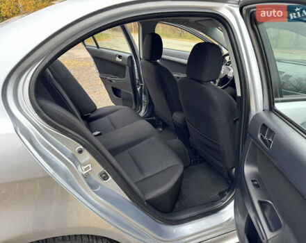 Сірий Міцубісі Lancer, об'ємом двигуна 2 л та пробігом 225 тис. км за 6890 $, фото 13 на Automoto.ua