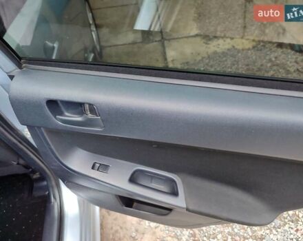 Серый Мицубиси Лансер, объемом двигателя 2 л и пробегом 234 тыс. км за 7200 $, фото 18 на Automoto.ua